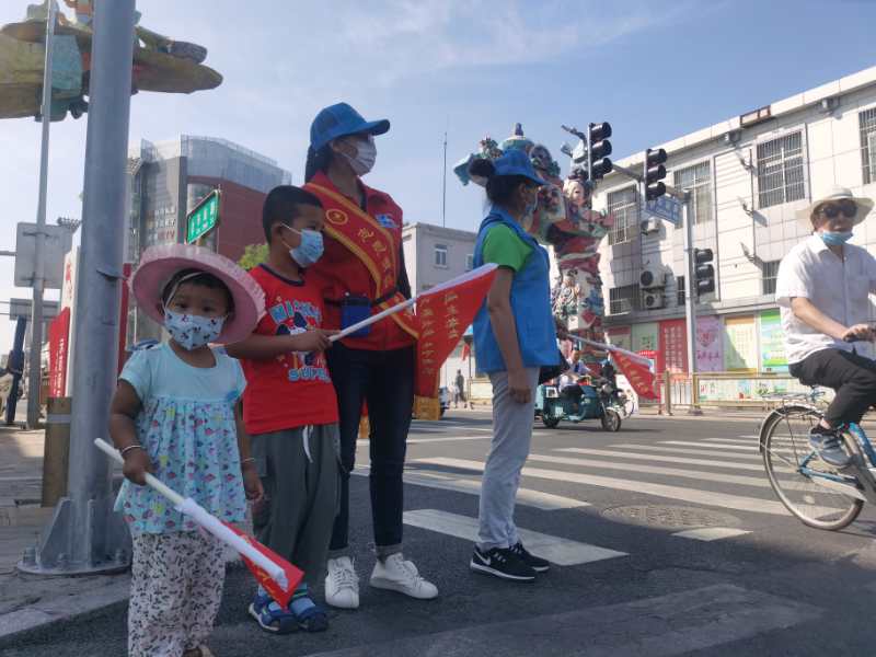 <strong>大鸡巴干女人逼逼一乱视频</strong>